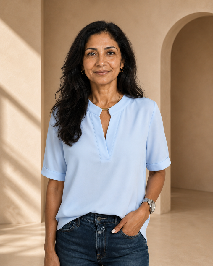ELISE | Elegant Blouse with Refined Collar