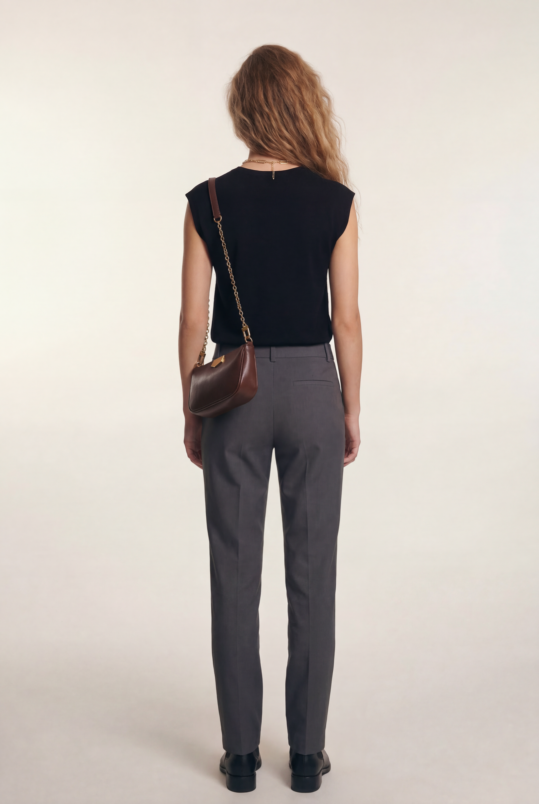 Maelyn | Sleek V-Neck Blouse