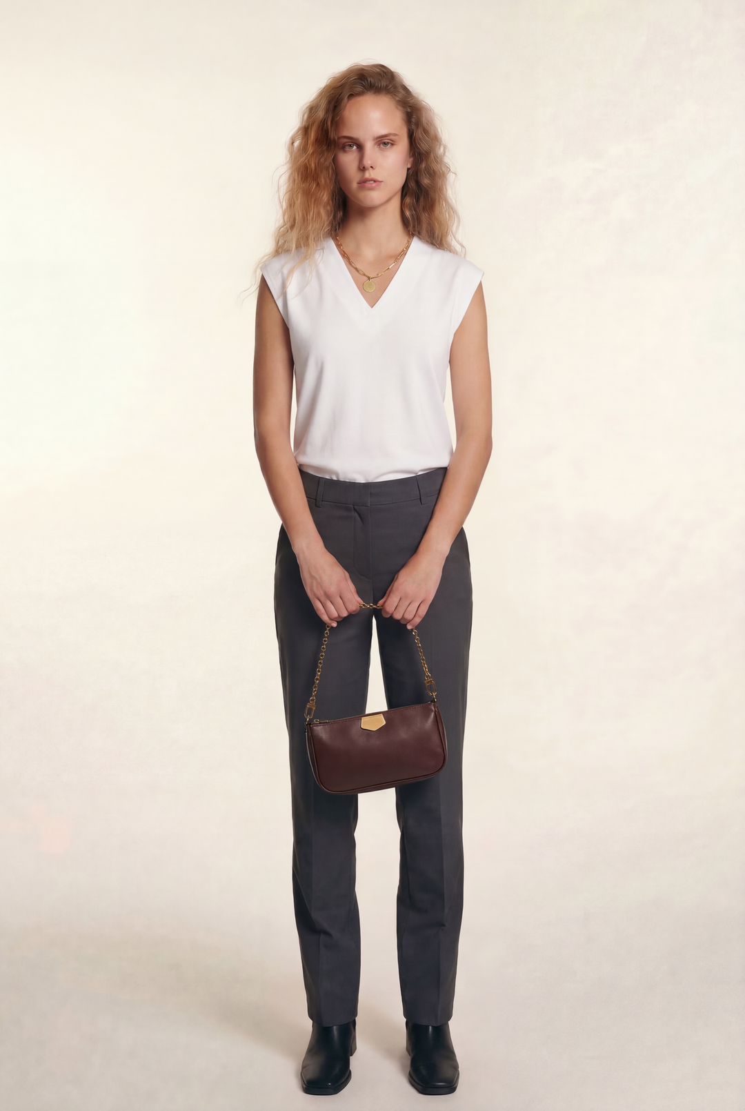 Maelyn | Sleek V-Neck Blouse