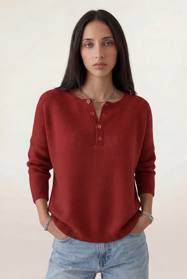 Elvéra | Soft Henley Knit Sweater
