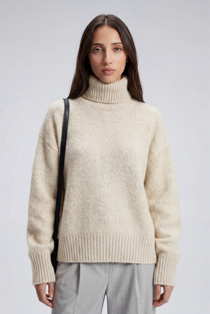 Elowyn | Soft Turtleneck Sweater