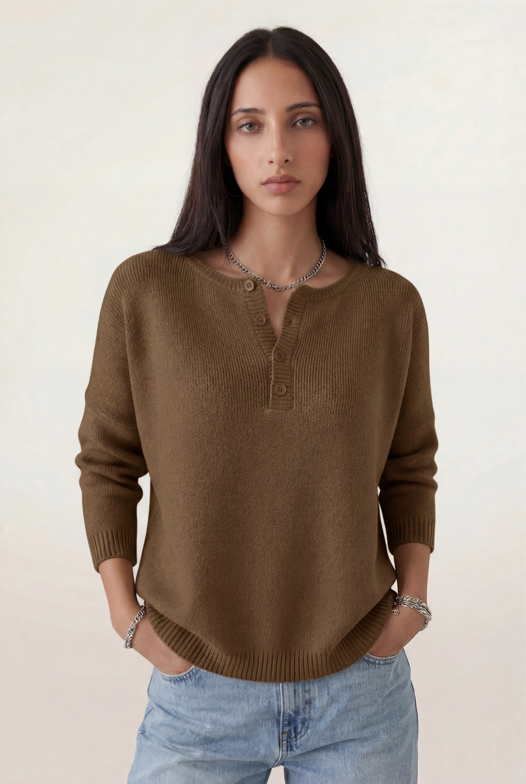 Elvéra | Soft Henley Knit Sweater