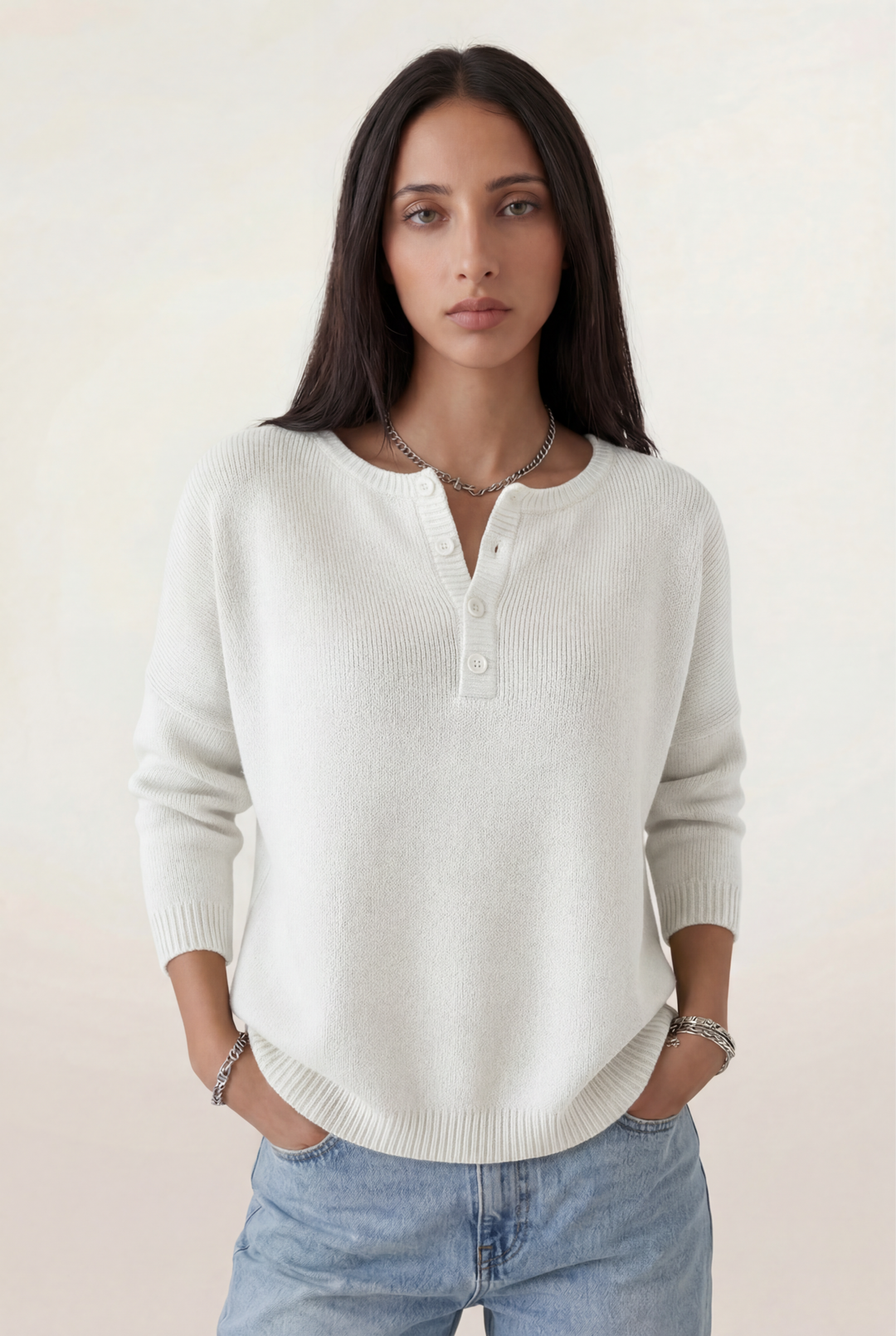 Elvéra | Soft Henley Knit Sweater