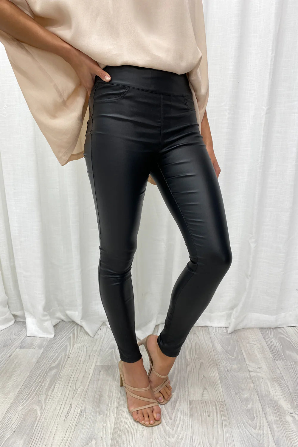 Kym™ | High-Waisted Faux Leather Stretch Leggings